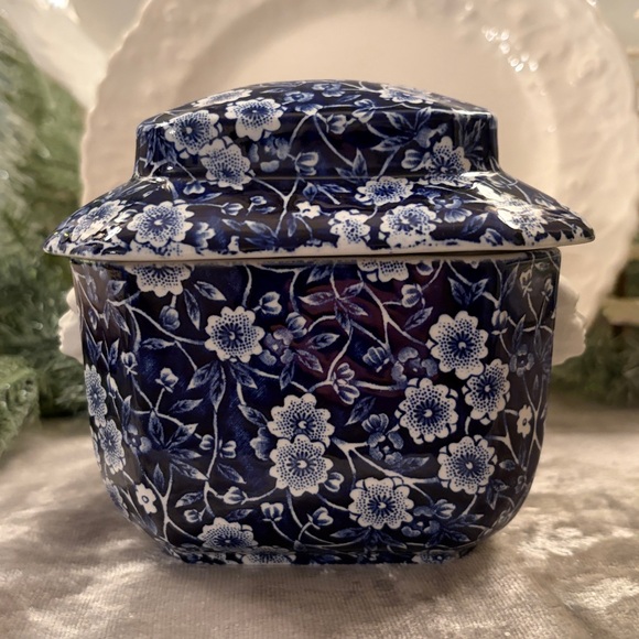 Calico Other - Calico Classic Blue and White Sugar Covered bowl Staffordshire England